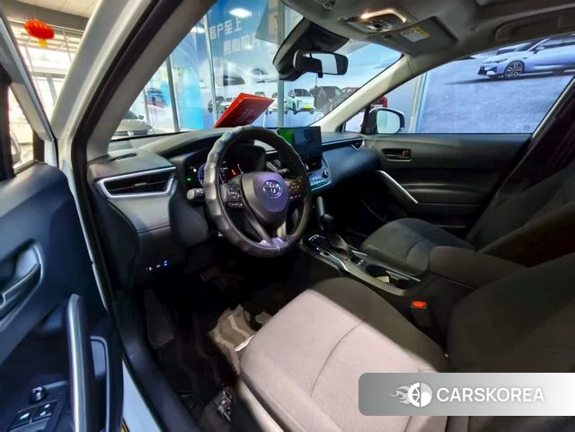Toyota Corolla 2024 Белый из Китая, фото 2