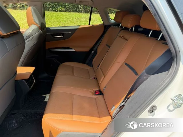 Toyota Venza 2023 Белый из Китая, фото 5