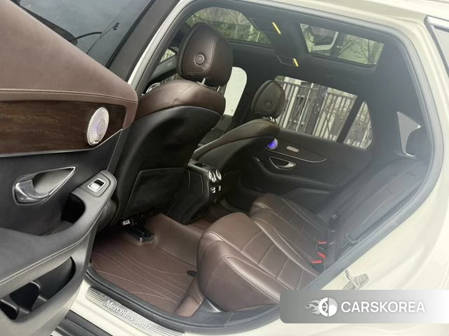 Mercedes-Benz GLC 2021 Белый из Китая, фото 2