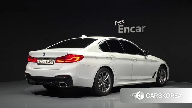 BMW 5 Series (G30) id 4993152 из Кореи 12