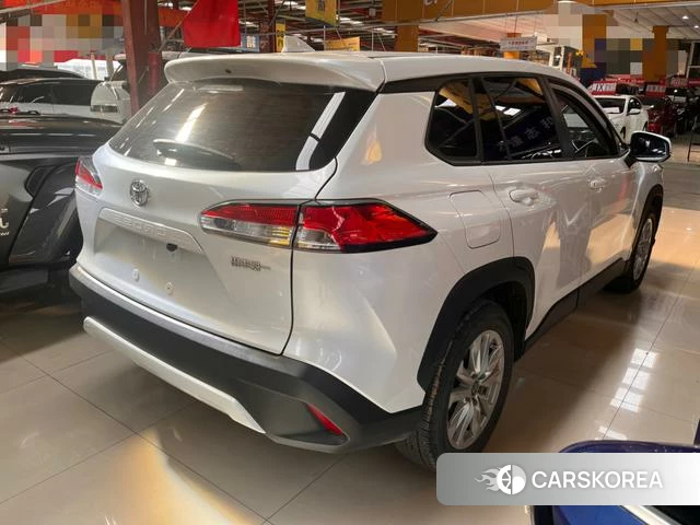 Toyota Corolla 2023 Белый из Китая, фото 4