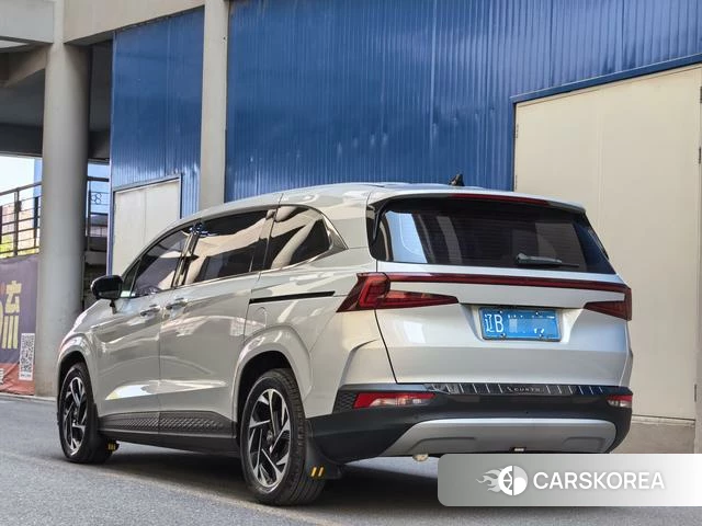 Hyundai Custo 2022 Шампань из Китая, фото 2
