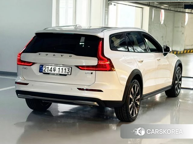 Volvo V60 Cross-Country 2nd Generation id 4934540 из Кореи 12