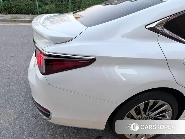 Lexus ES300h 7th generation id 4948843 из Кореи 12