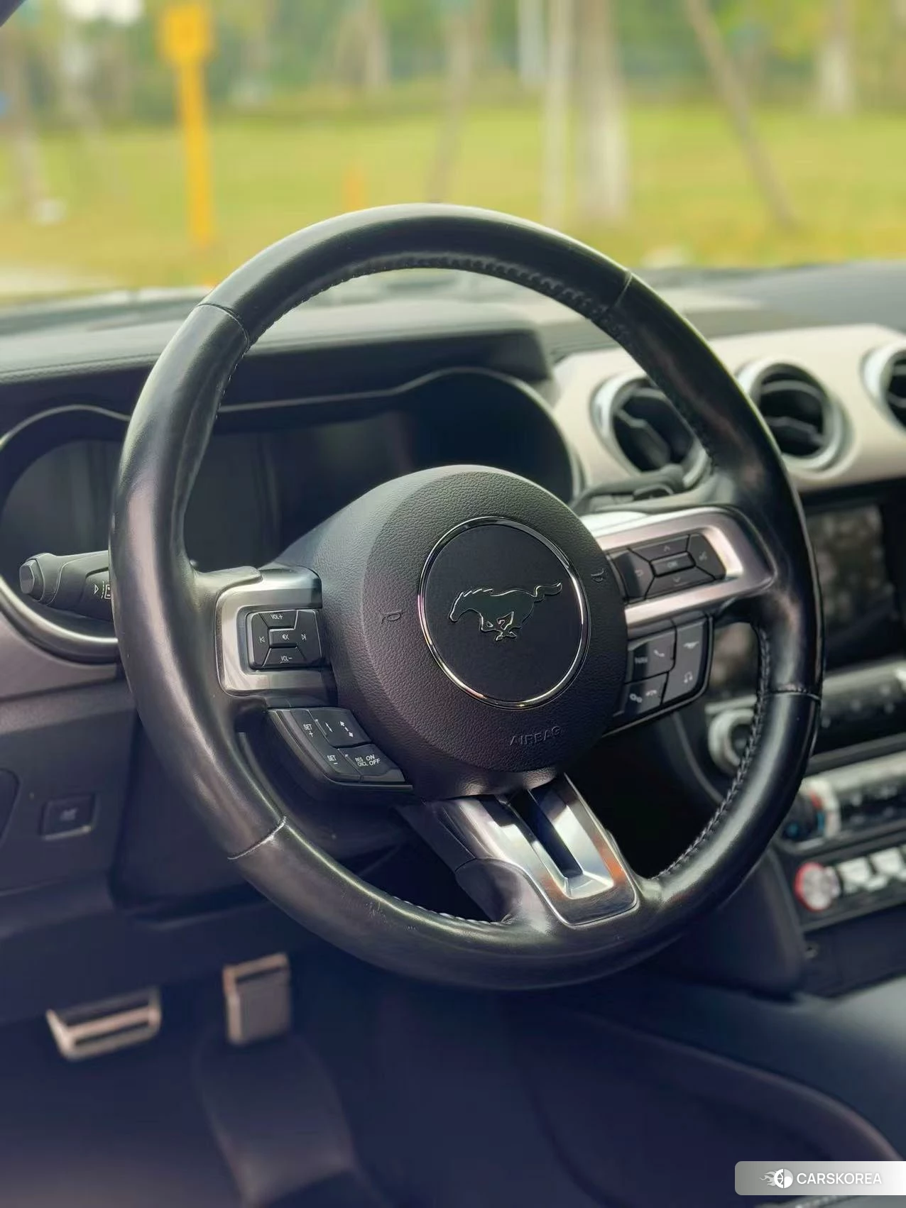 Ford Mustang 2020 Темно-серый из Китая, фото 2