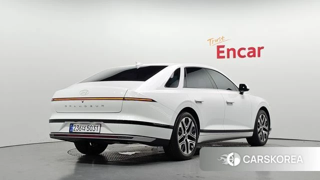 Hyundai Grandeur Hybrid (GN7) id 4749553 из Кореи 12