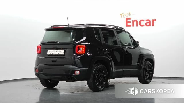 Jeep Renegade id 5028477 из Кореи 12