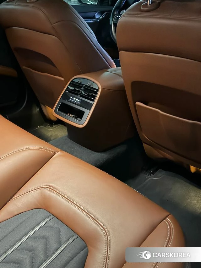 Maserati Quattroporte id 4895032 из Кореи 12