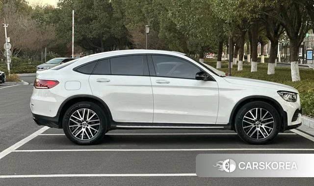 Mercedes-Benz GLC 2023 Белый из Китая, фото 2