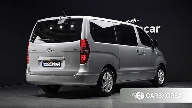 Hyundai The New Grand Starex id 4977465 из Кореи 12
