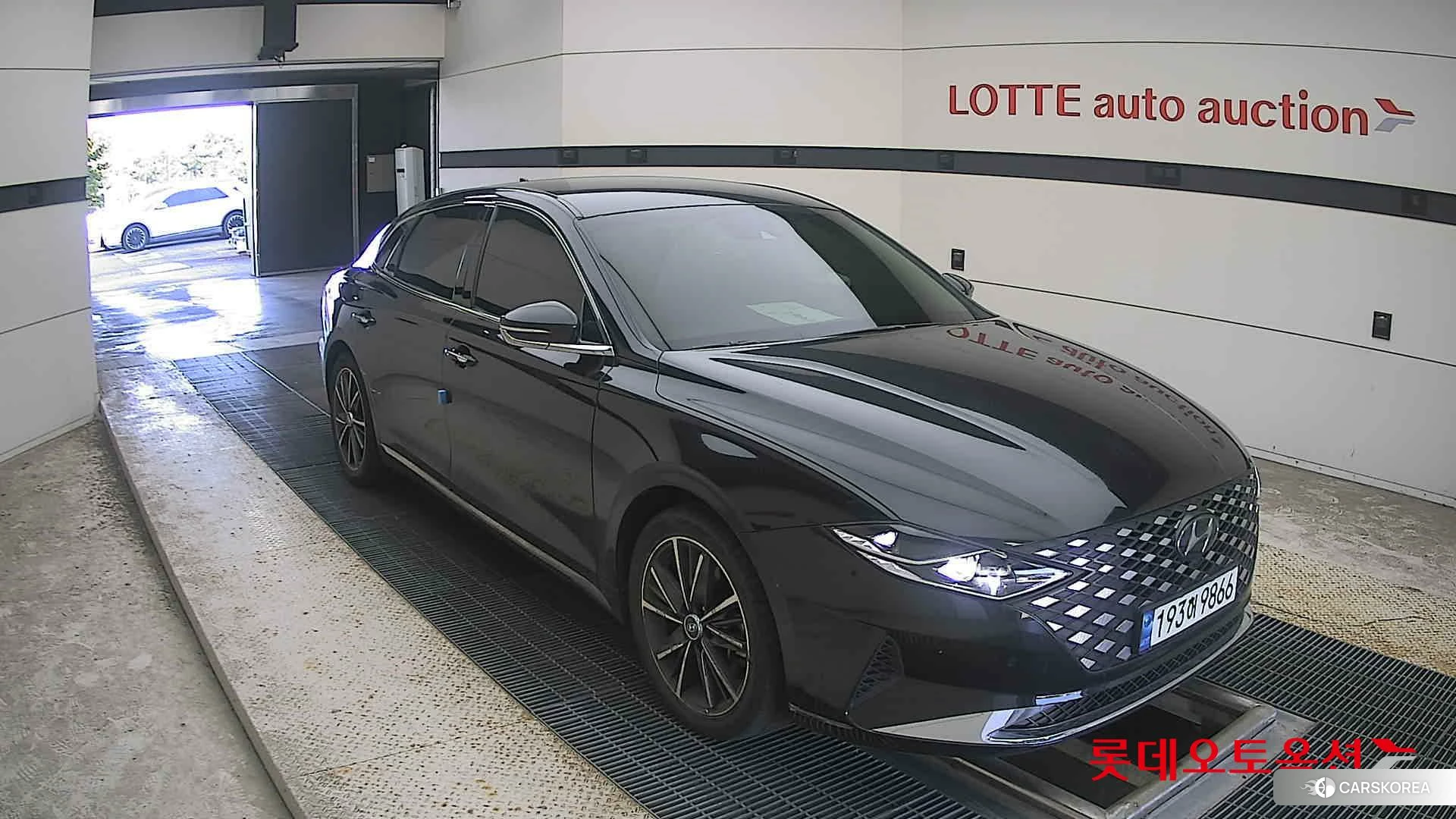 Hyundai Grandeur id 4990001 из Кореи 12