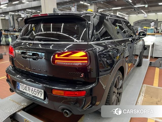 Mini Cooper S Clubman 2022 Черный из Кореи, фото 3