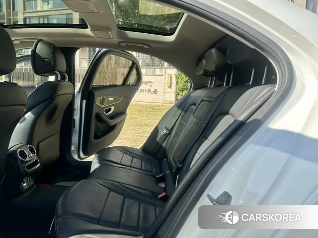 Mercedes-Benz C-class 2021 Белый из Китая, фото 2