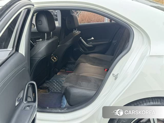 Mercedes-Benz A-Class 2023 Белый из Китая, фото 5