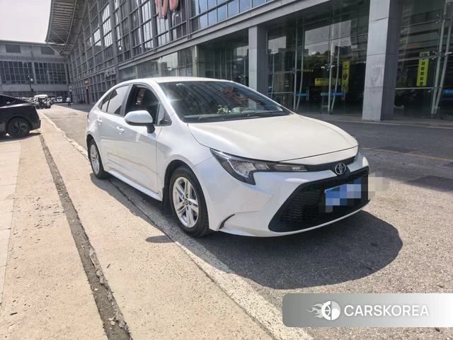 Toyota Levin 2021 Белый из Китая, фото 6