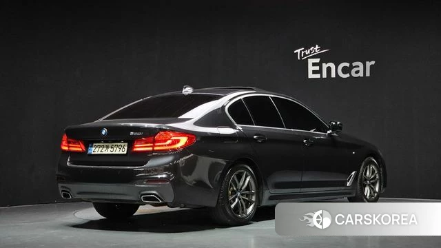 BMW 5 Series (G30) id 4943445 из Кореи 12