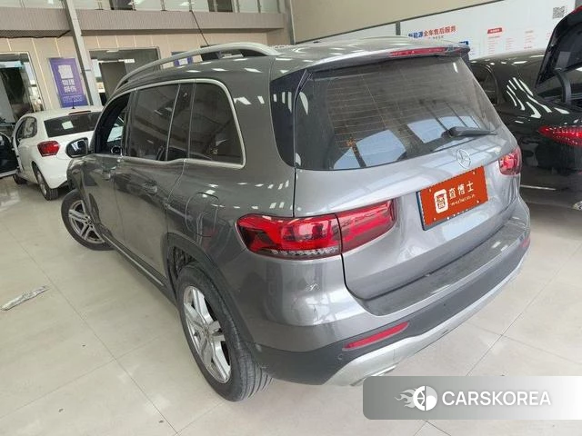 Mercedes-Benz GLB 2023 Темно-серый из Китая, фото 2