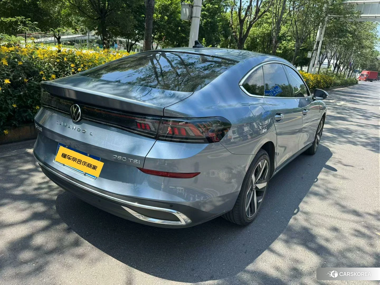 Volkswagen Lamando 2022 Синий из Китая, фото 2