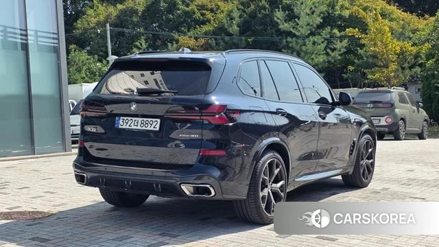 BMW X5 (G05) 2024 Черный двухцветный из Кореи, фото 2