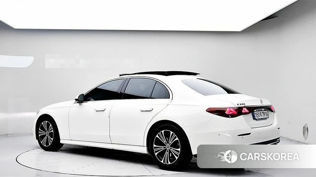 Mercedes-Benz E-Class W214 id 4921531 из Кореи 12