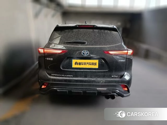 Toyota Crown 2021 Черный из Китая, фото 2