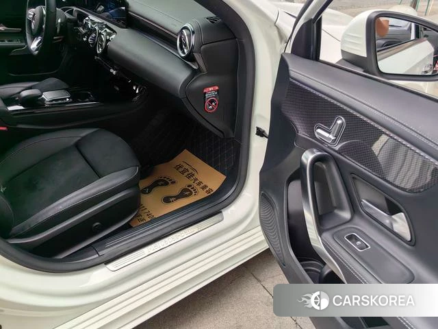 Mercedes-Benz A-Class 2021 Белый из Китая, фото 4