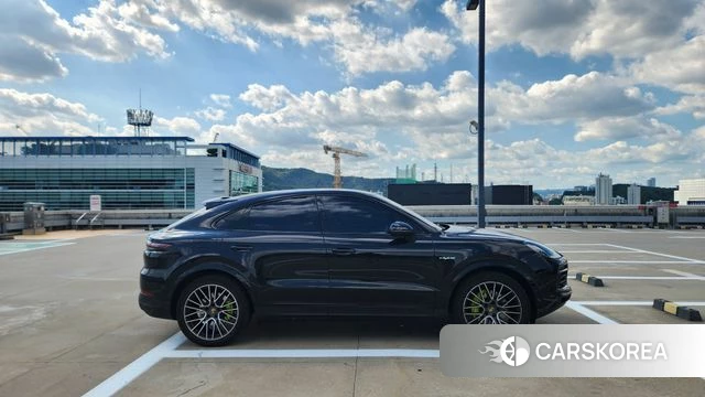 Porsche Cayenne (PO536) 2021 Черный из Кореи, фото 4