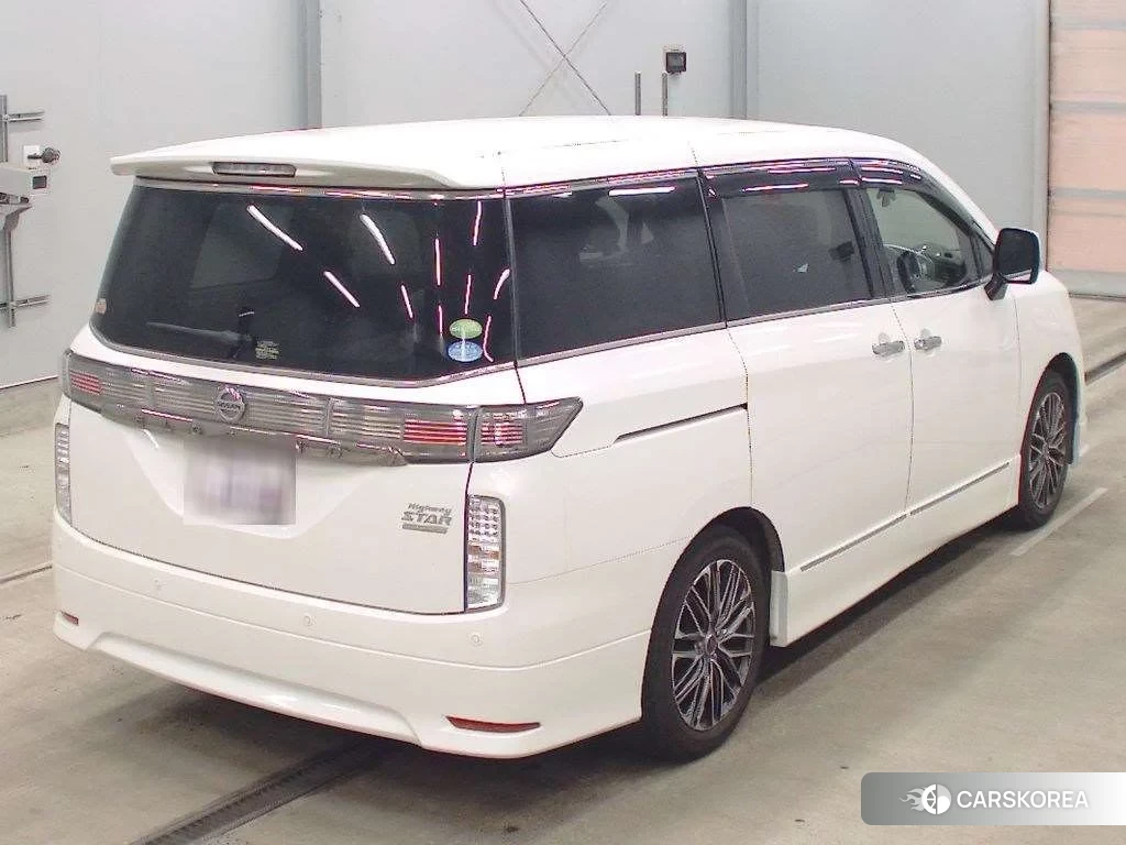 Nissan Elgrand 2019 из Японии, фото 2
