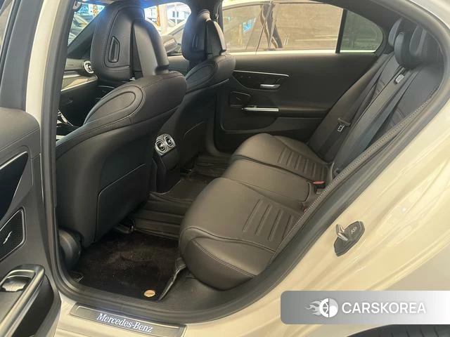 Mercedes-Benz C-class 2024 Белый из Китая, фото 2