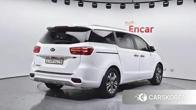 Kia The New Carnival id 3703782 из Кореи 12