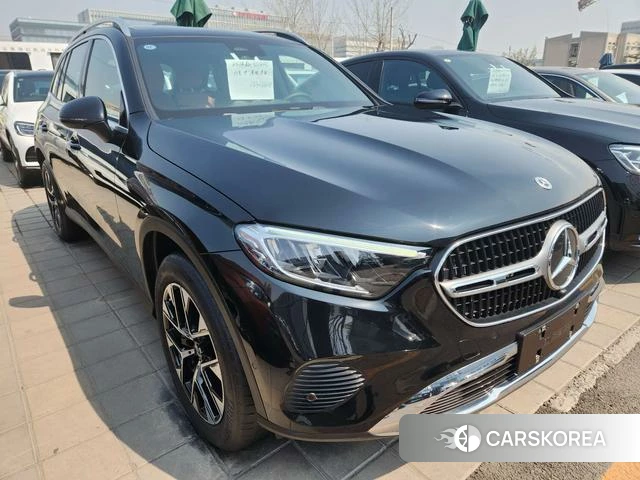 Mercedes-Benz GLC 2023 Черный из Китая, фото 4