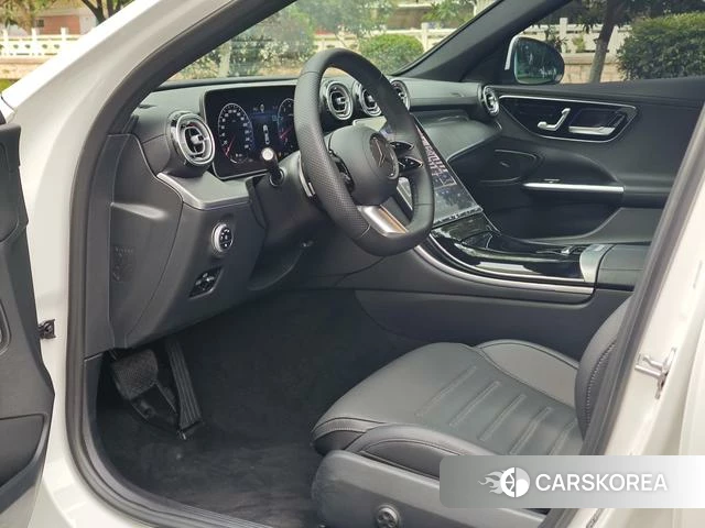Mercedes-Benz C-class 2023 Белый из Китая, фото 4