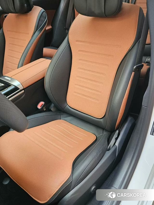 Mercedes-Benz C-class 2024 Белый из Китая, фото 2