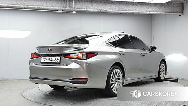 Lexus ES300h 7th generation id 5013137 из Кореи 12
