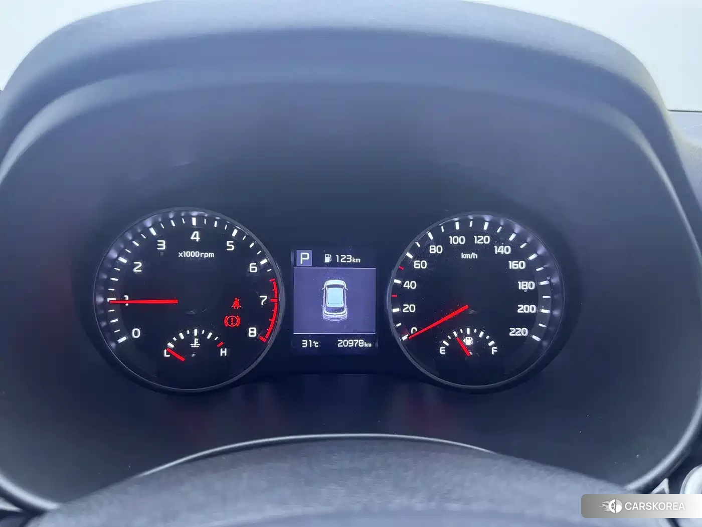 Kia KX1 2024 Белый из Китая, фото 2