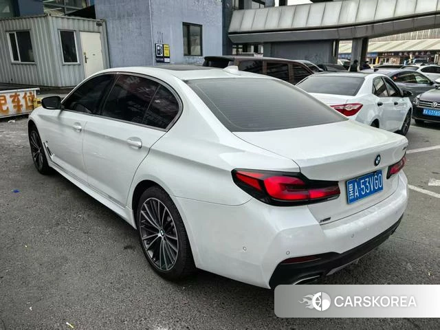 BMW 5 series 2021 Белый из Китая, фото 2