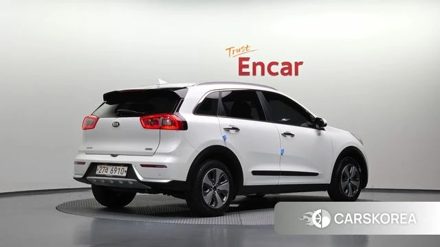 Kia Niro id 5023868 из Кореи 12