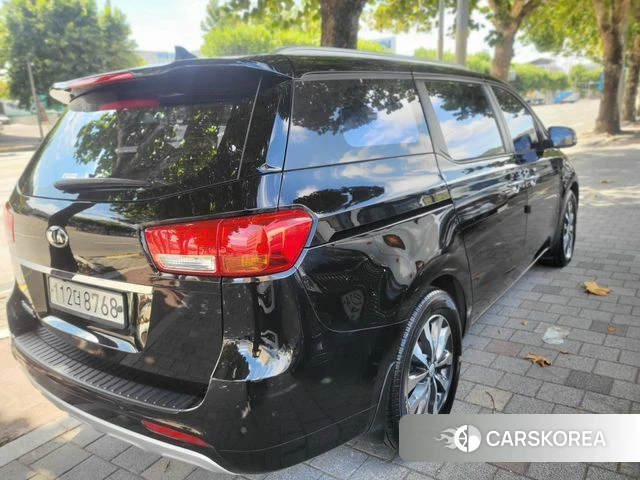 Kia All New Carnival id 4953263 из Кореи 10