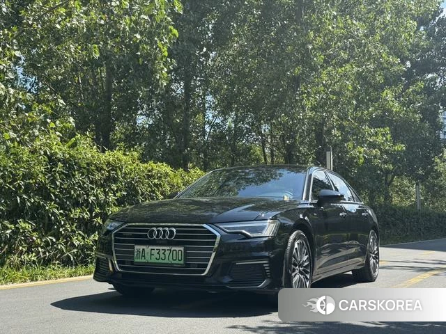 Audi A6L 2021 Черный из Китая, фото 4