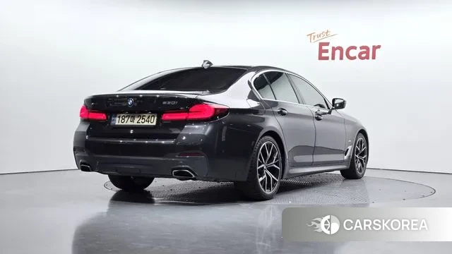 BMW 5 Series (G30) id 3639750 из Кореи 12