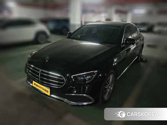 Mercedes-Benz E-Class 2022 Черный из Китая, фото 2