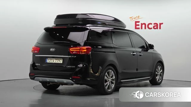 Kia The New Carnival id 5048622 из Кореи 12