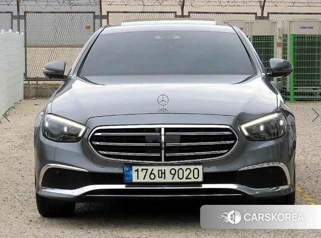 Mercedes-Benz E-Class W213 2021 Серый из Кореи, фото 2