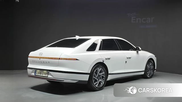 Hyundai Grandeur (GN7) id 5002406 из Кореи 12