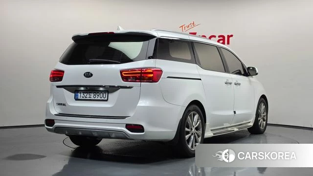 Kia The New Carnival id 4856218 из Кореи 12