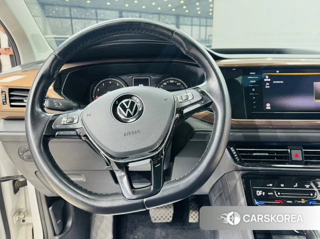 Volkswagen Tharu 2021 Белый из Китая, фото 4