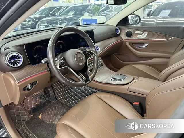 Mercedes-Benz E-Class 2023 Черный из Китая, фото 4