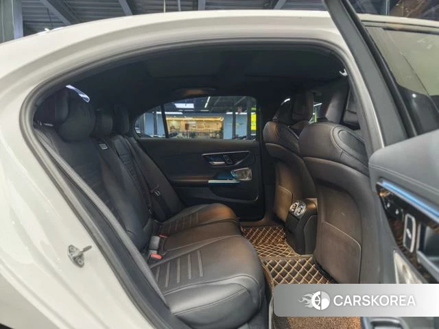 Mercedes-Benz C-class 2023 Белый из Китая, фото 2
