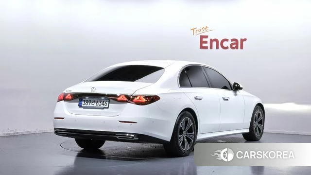 Mercedes-Benz E-Class W214 id 4916421 из Кореи 12