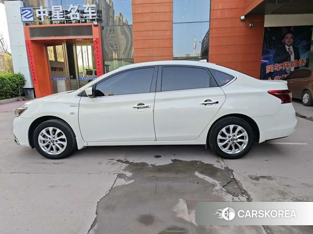 Nissan Sylphy 2021 Белый из Китая, фото 2